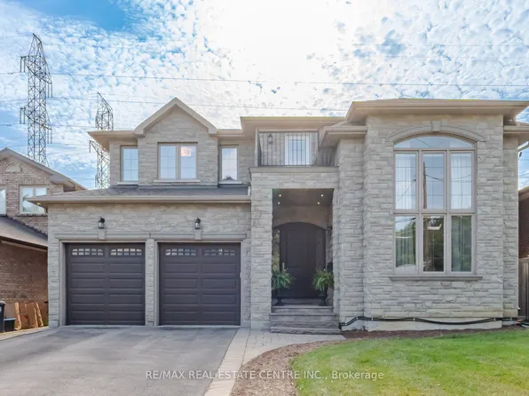 60 Jopling Ave N, Toronto, ON M9B 4G2