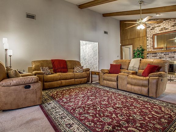 4914-willowhaven-cir-garland-tx-1-High-Res-4.jpg