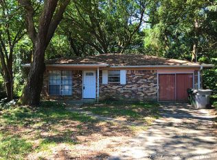 364 Pine Ridge Ln, Pensacola, FL 32514