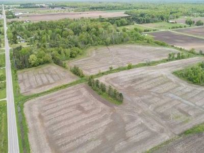 3048 E Siebert Rd, Midland, MI, 48642
