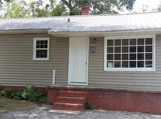 625 2nd St, Cheraw, SC 29520