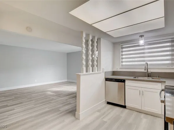 579 Roxella Ln APT B, Las Vegas, NV 89110