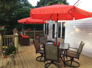 13900 Pond View Rd, Silver Spring, MD 20905