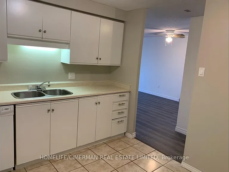 55 Green Valley Dr #804 — Photo 9