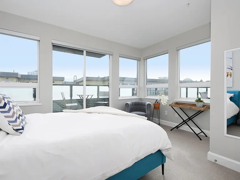 595 Pandora Ave #404 — Photo 12