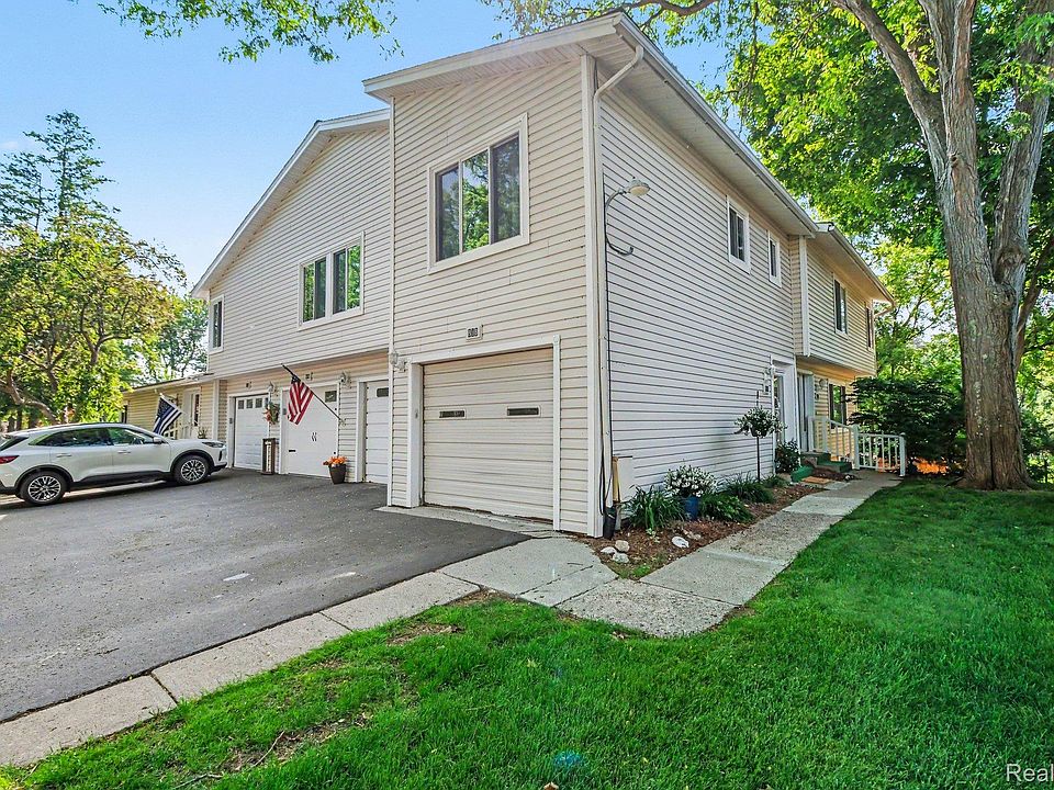 1st image of 838 Corners Ct