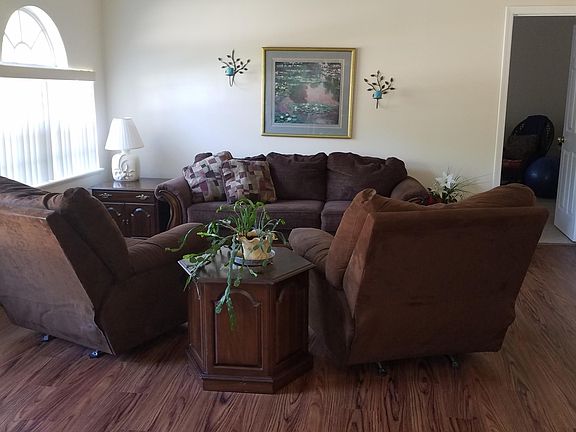 3rd image of 3298 W Crandon Dr