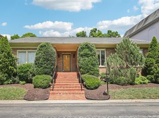 73 Concord Park W, Nashville, TN 37205