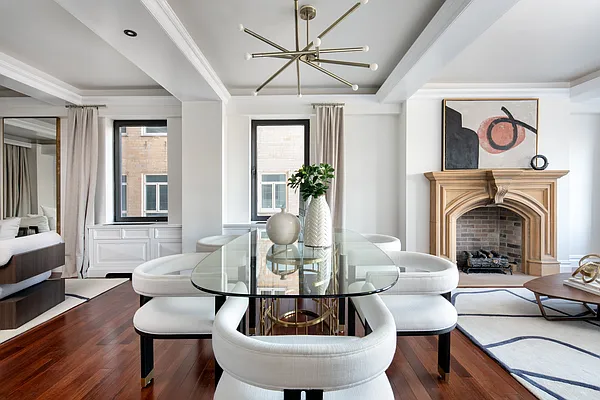 Sold by Sotheby's International Realty | media 1