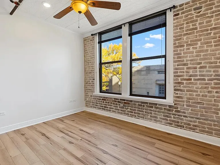 300 Forrest Ave #202 — Photo 7