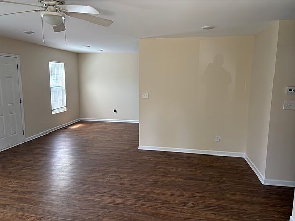 2nd image of 1523 Darien Blvd