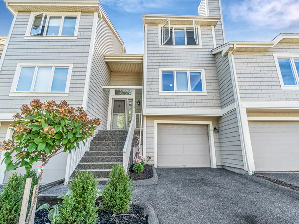 11 Boulevard Drive #4-18, Danbury, CT 06810