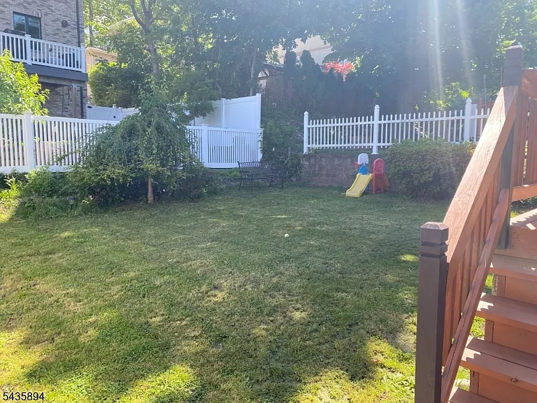 971 Virgil Ave — Photo 19