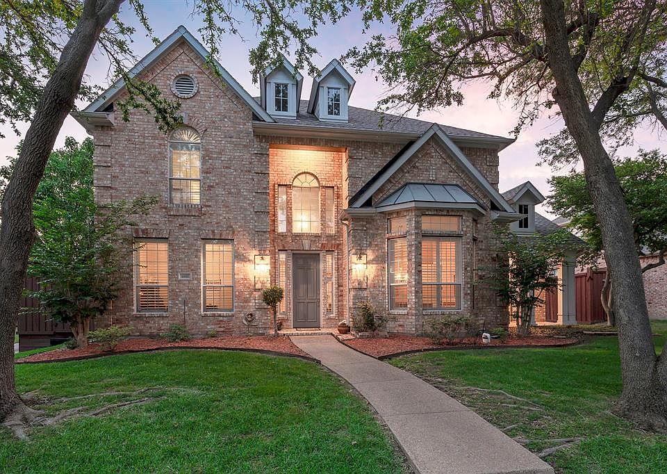 1st image of 4685 Old Pond Dr