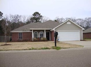 807 Whippoorwill Dr, Brandon, MS 39047