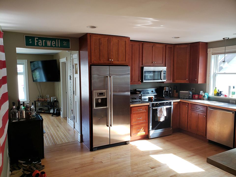 kitchen/ living room