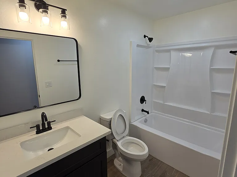 754 S 96th Pl #B — Photo 8