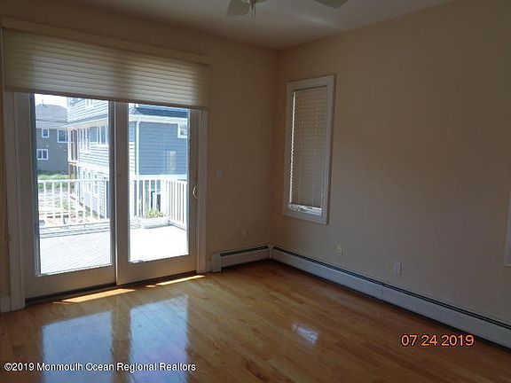5th image of 1486 Ocean Ave