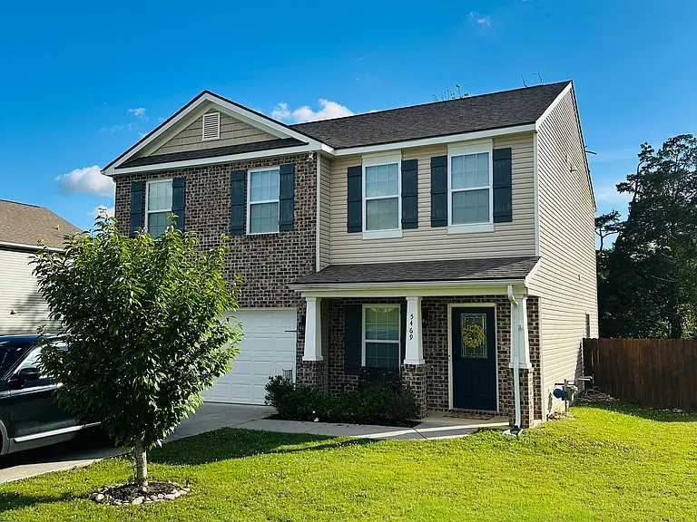 5469 Calvert Ln — Photo 2