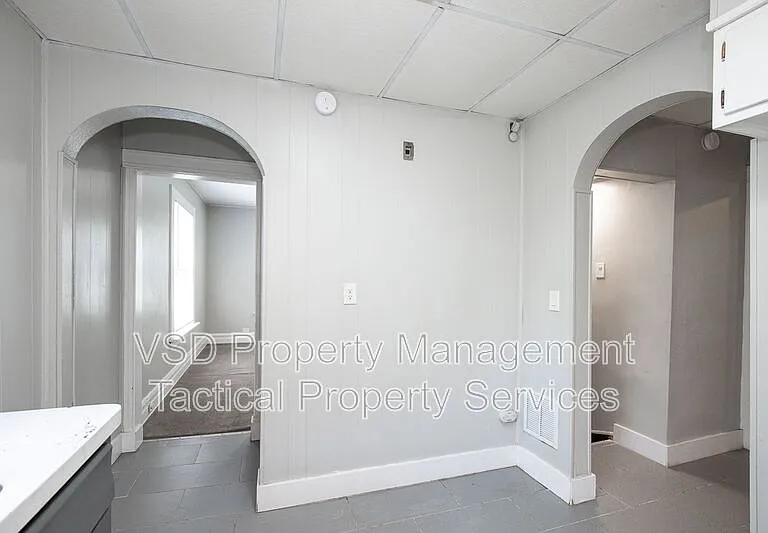 8204 Vineyard Ave #UP — Photo 15
