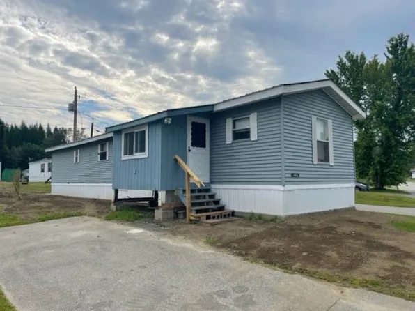 41 2Nd Street, Lancaster, NH 03584