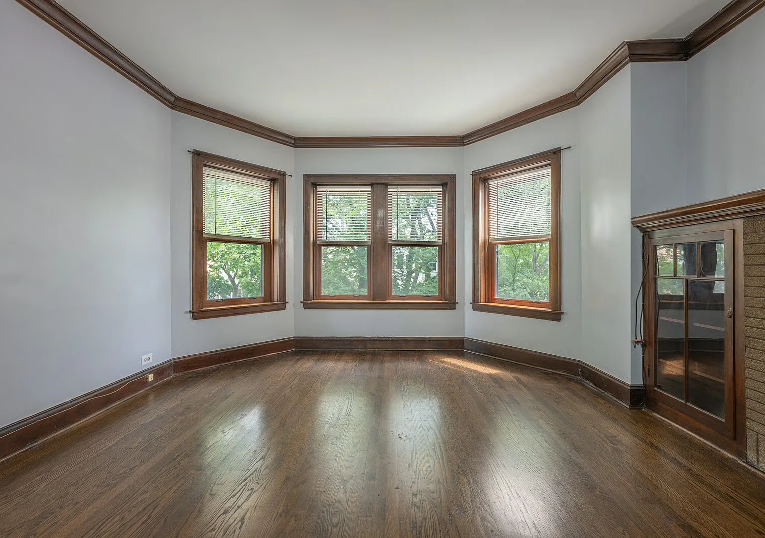 2 bed, $2,500 — Photo 4