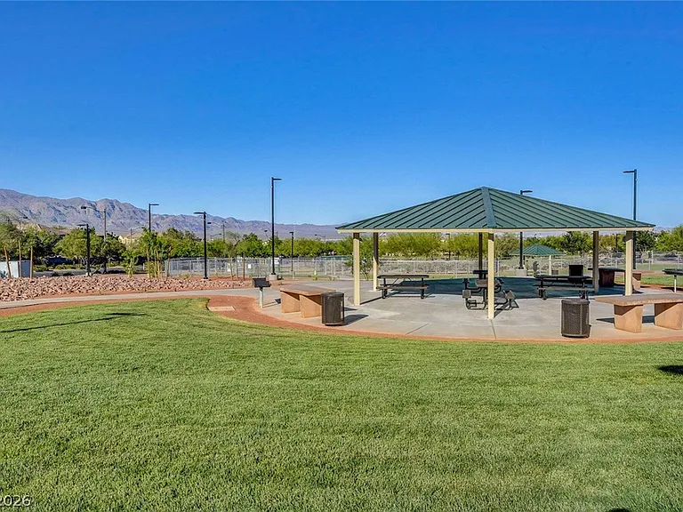 10731 Myrtle Grove Ave — Photo 40