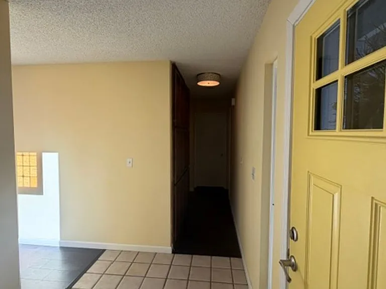 7821 Magnolia Ave — Photo 5