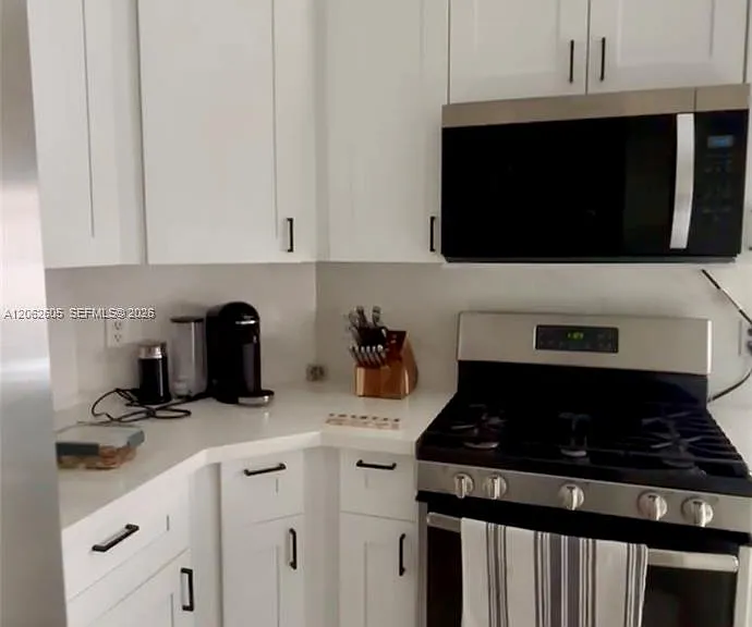 21507 SW 90th Ct — Photo 5