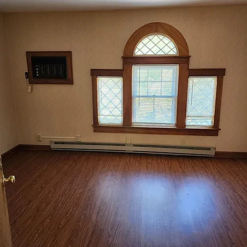 1655 Main St #2 Photo 1