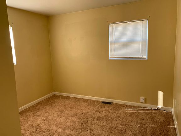 5th image of 413 E Claflin Ave #L