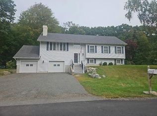 6 Walker Rd, Atkinson, NH 03811