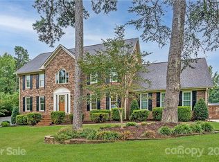 8456 Fairfield Forest Rd, Denver, NC 28037