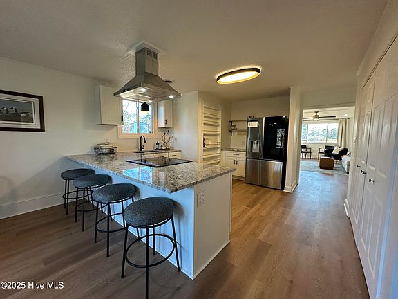 4th image of 111 Asbury Road