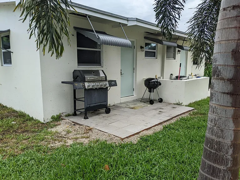 2708 Hinda Rd — Photo 7