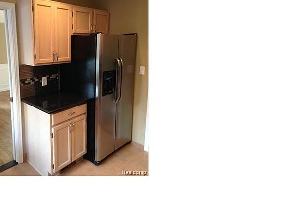 4th image of 532 Orchard View Dr