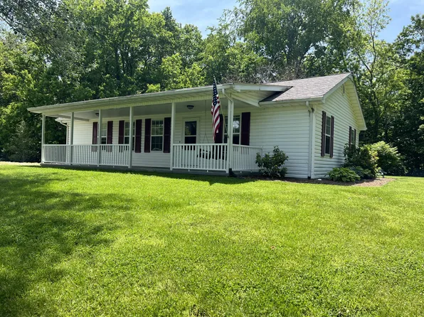 107 Buschner Ln, Crab Orchard, KY 40419