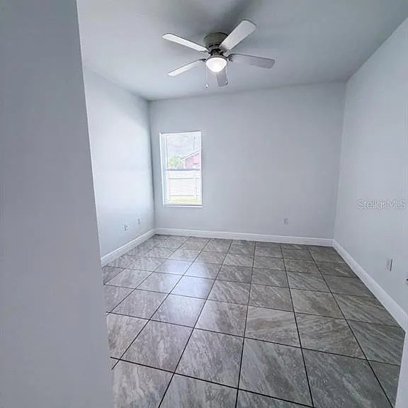 812 Glastonbury Dr — Photo 14