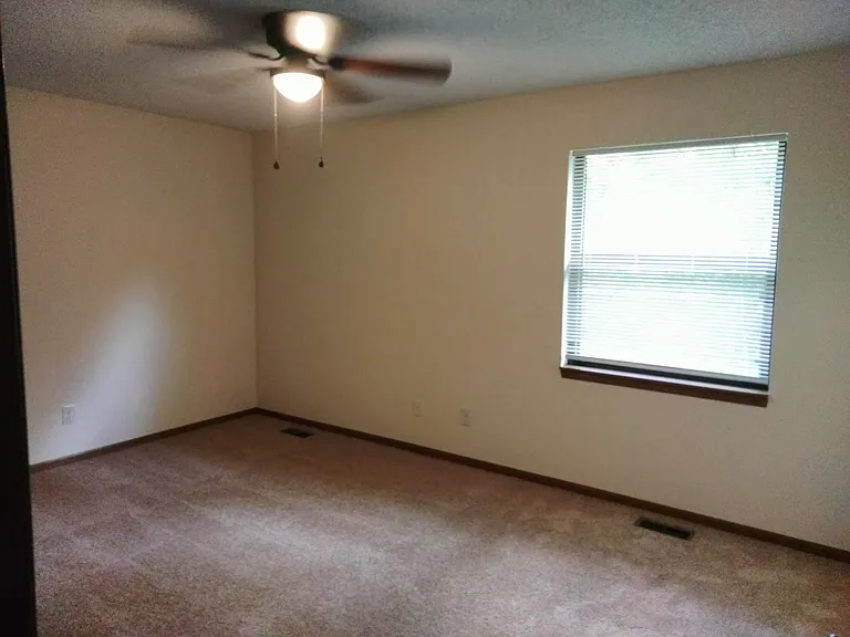 3650 SW Oak Pkwy — Photo 9