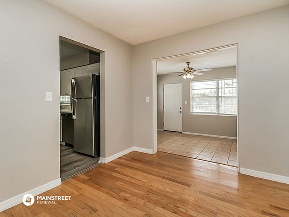 5th image of 3020 Calloway Dr