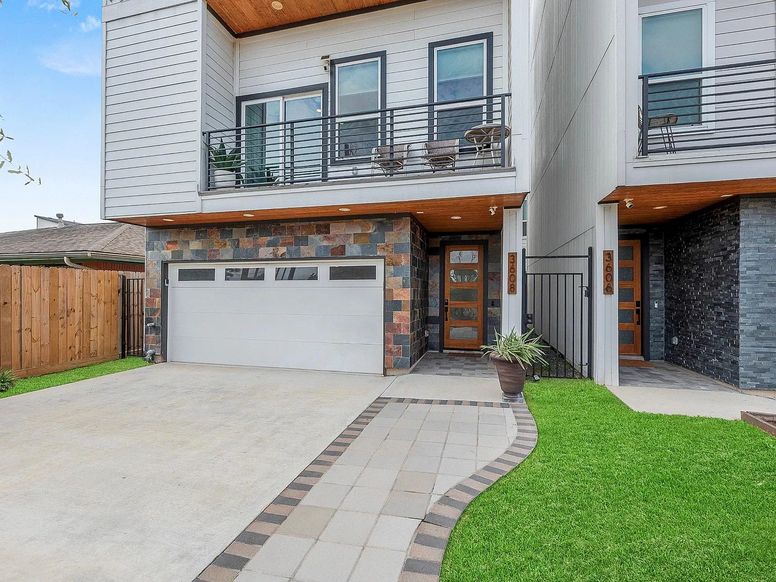 3 bed, 3.5 bath, 1900 sqft, $2,950 — Photo 4