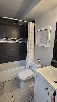 3rd image of 84 Pukihae St #202-0202-2