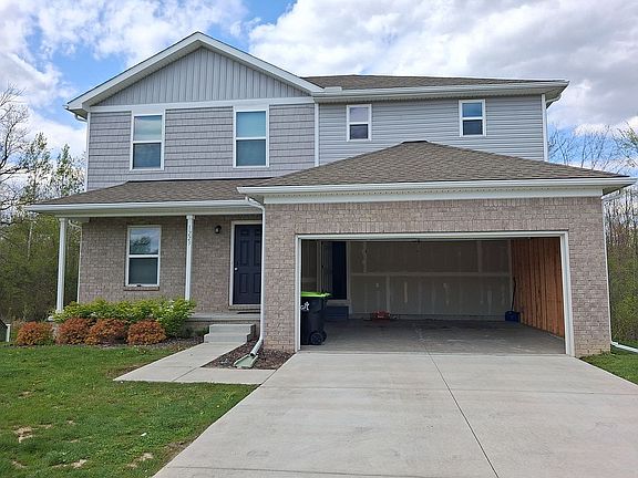 2nd image of 1223 Fieldstone Dr