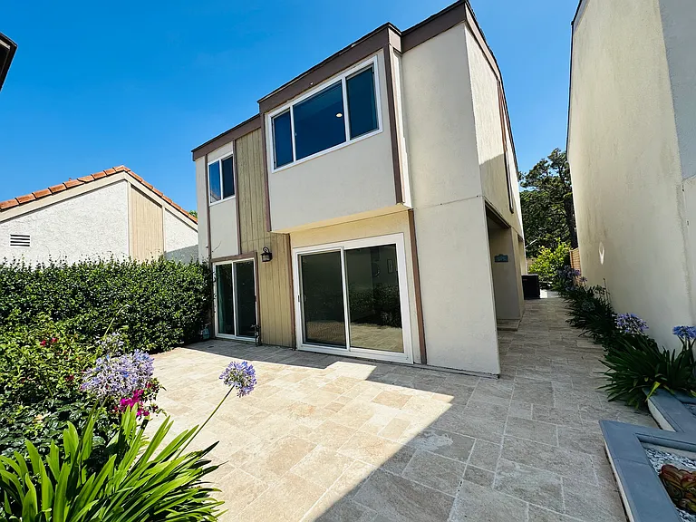 4561 Green Tree Ln — Photo 18