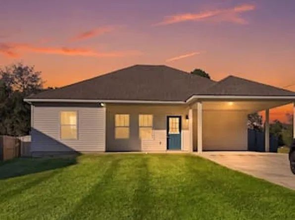 13565 Ball Park Rd, Walker, LA 70785