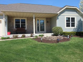 9530 W Lolita Ave, Milwaukee, WI 53224