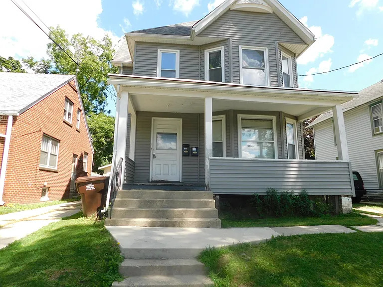 1007 S Chicago Ave #2 — Photo 1