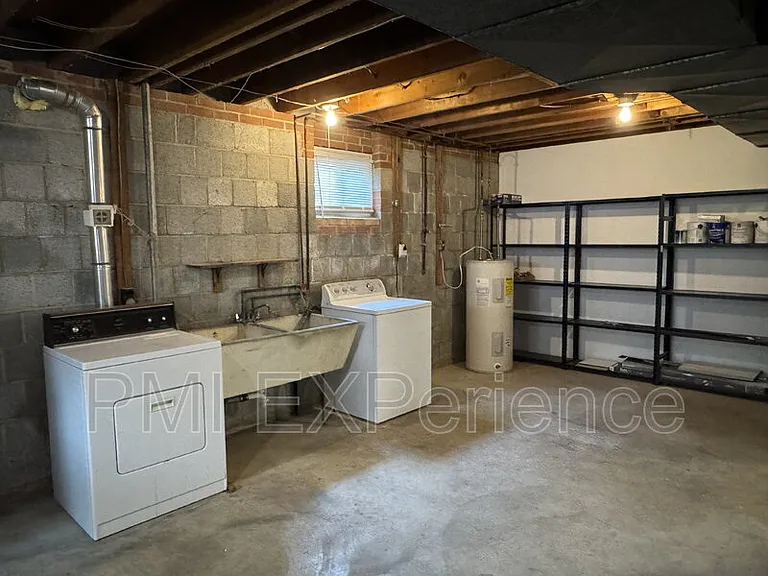 6405 Roberts Dr — Photo 19