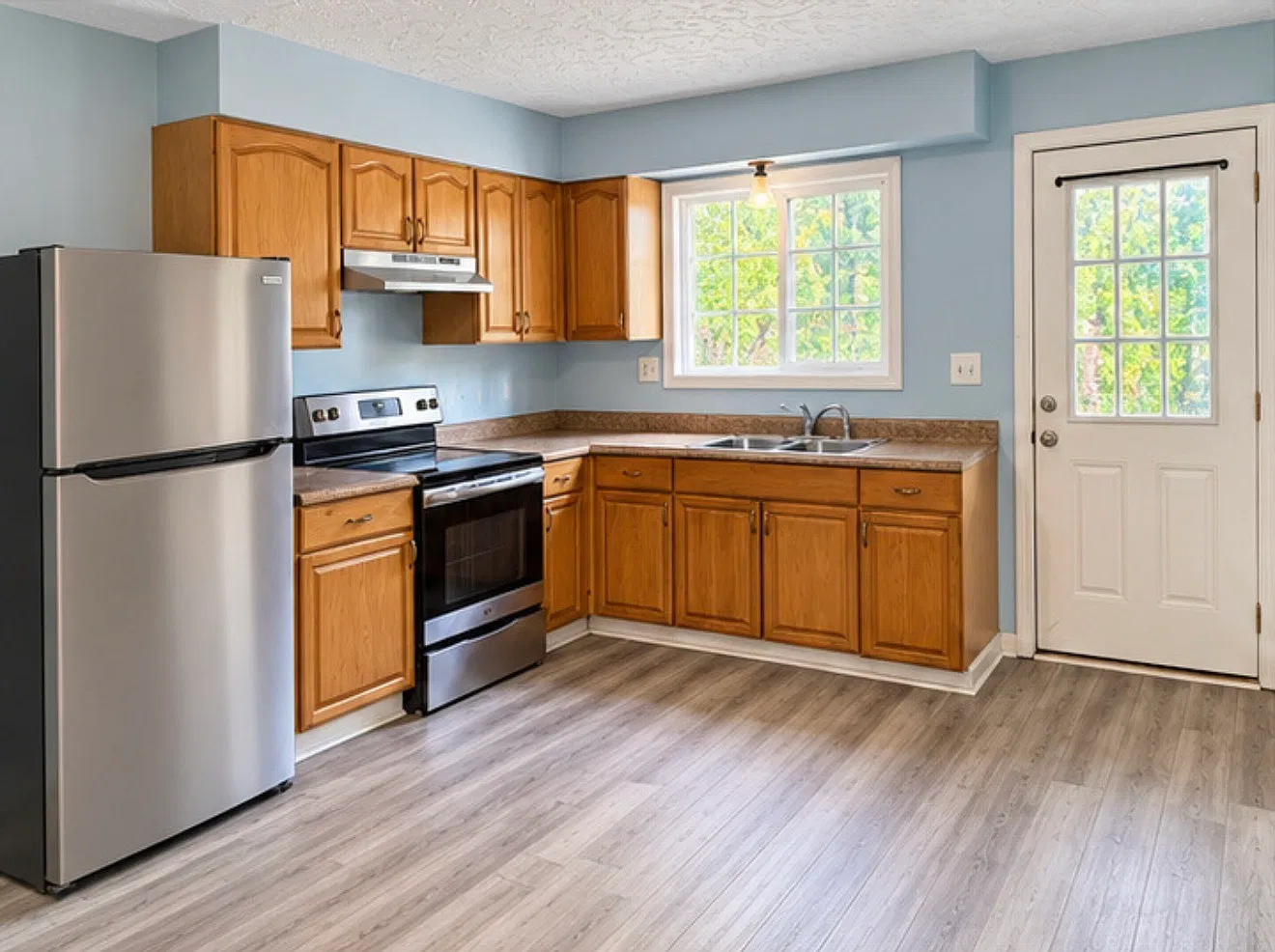 2 bed, $1,200 — Photo 4