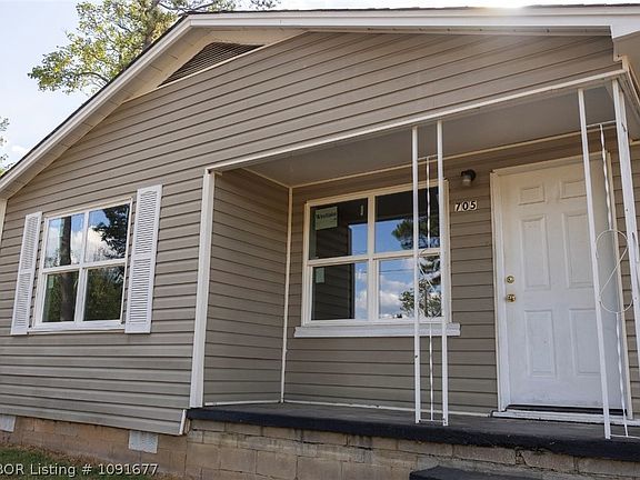 2nd image of 705 8th St